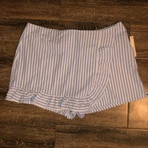 Pinstripe ruffled skort